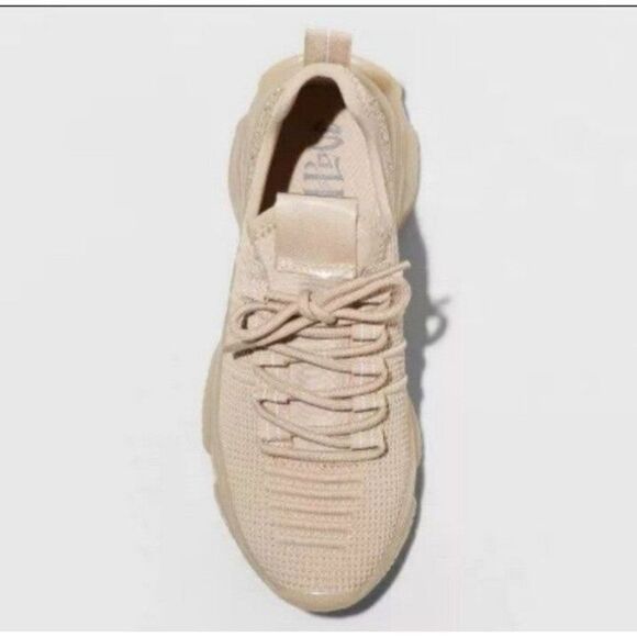 Nwt super cute trendy ladies sneakers Blush color sz 8.5 - Picture 4 of 11